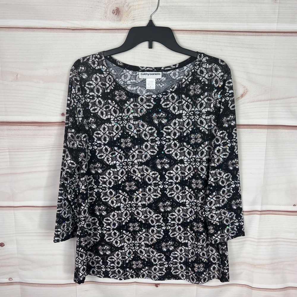 Cathy Daniels Top Women M Black Geometric Knit Blouse Round Neck Sequin Pullover